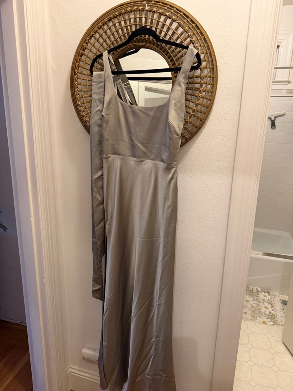 Show me your Mumu Sage satin bridesmaid dress worn once